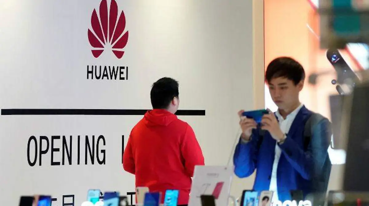 huawei REUTERS